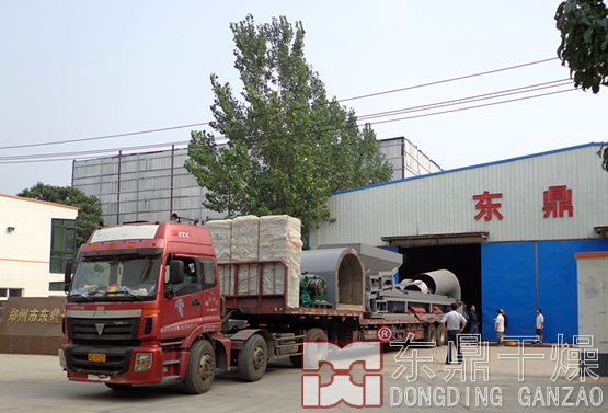 煤泥烘干機設(shè)備裝車完成